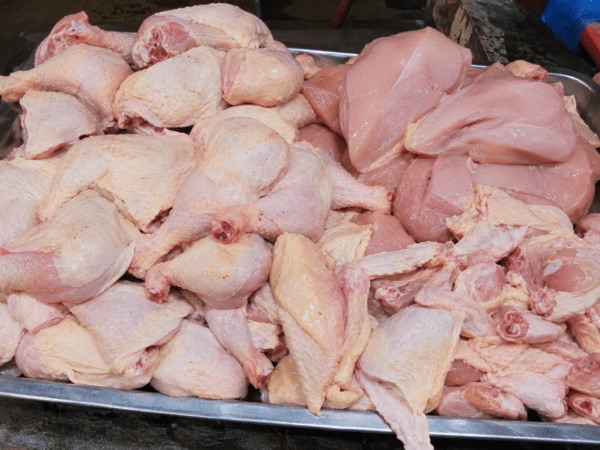 Chair de Poulet Local Amélioré SASSO Rainbow - Vente au Kilogramme (1 kg)